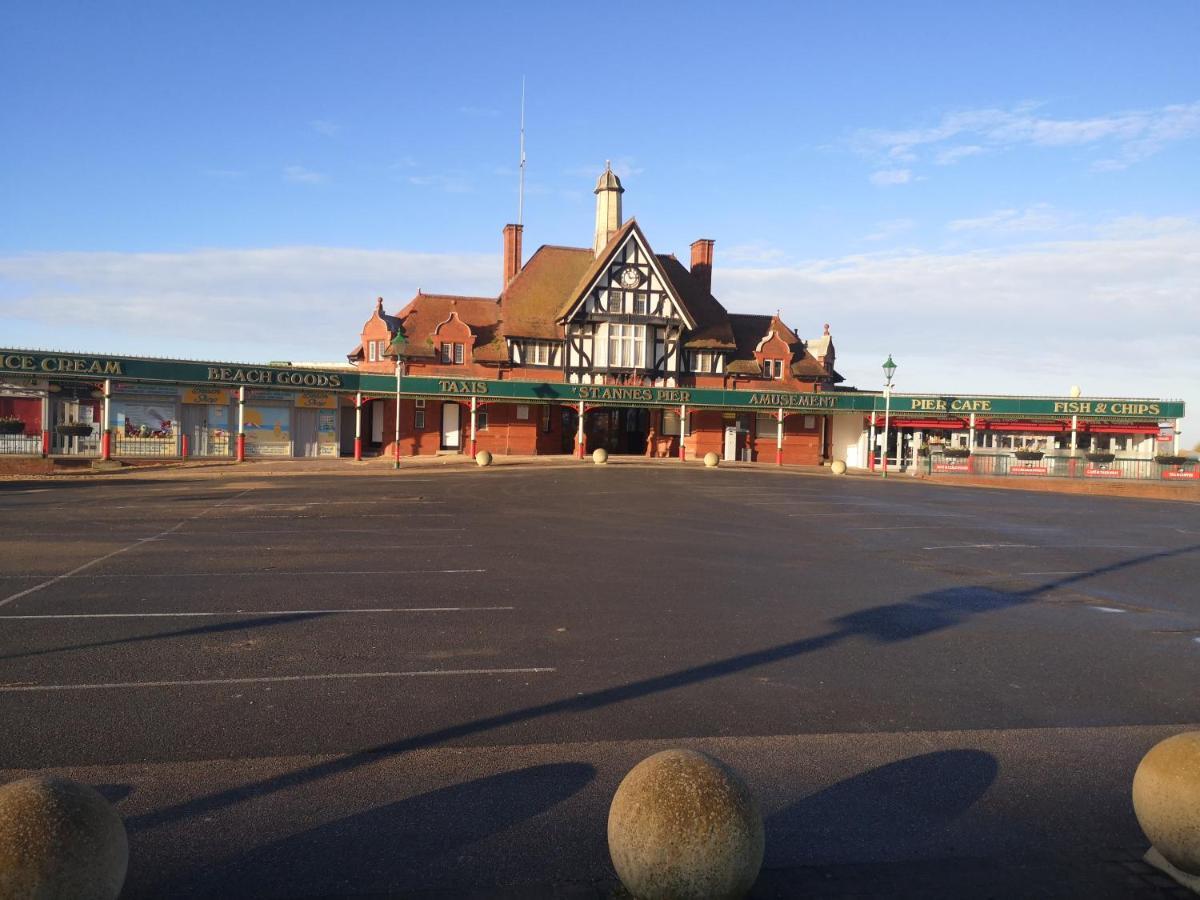 34 One Lytham St Annes Exterior foto